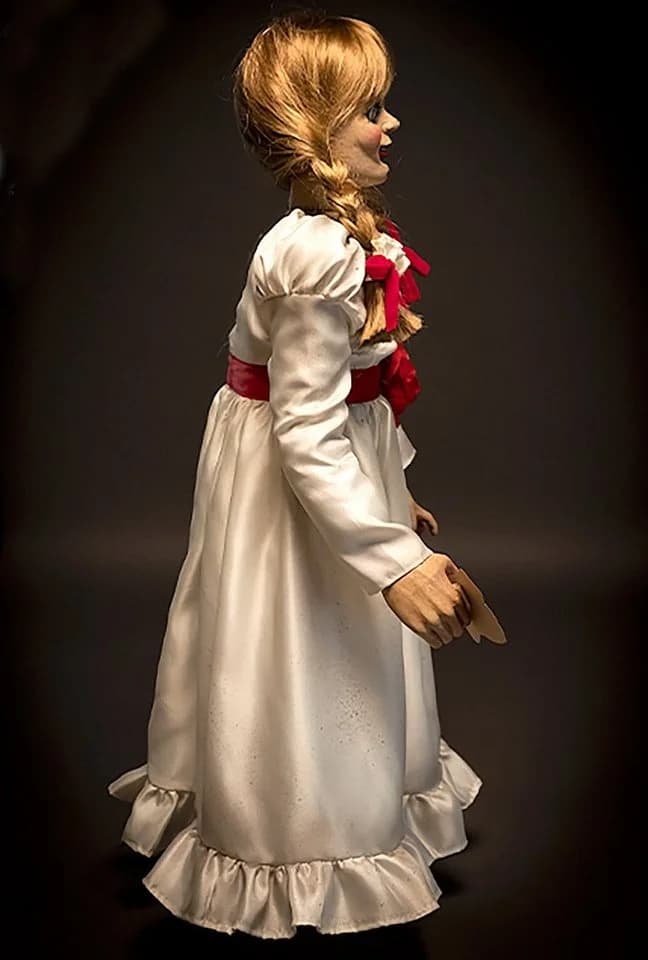 Close Up Actionfigur The Conjuring Annabelle Puppe Replica 100 cm