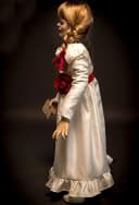 Close Up Actionfigur The Conjuring Annabelle Puppe Replica 100 cm Bild 3