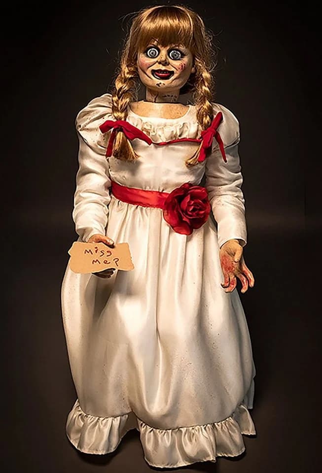 Close Up Actionfigur The Conjuring Annabelle Puppe Replica 100 cm - Bild 5