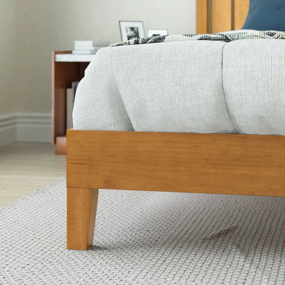 ZINUS Holzbett Alexis Mid-Century Design 140x200 cm Kiefernholz - Bild 4