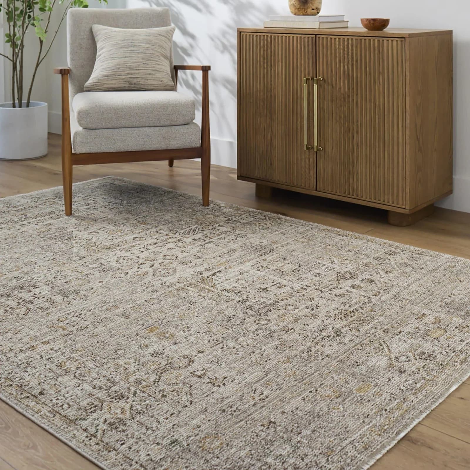 LIVABLISS Teppich Myrtle Avenue I Taupe Orientalisch Vintage