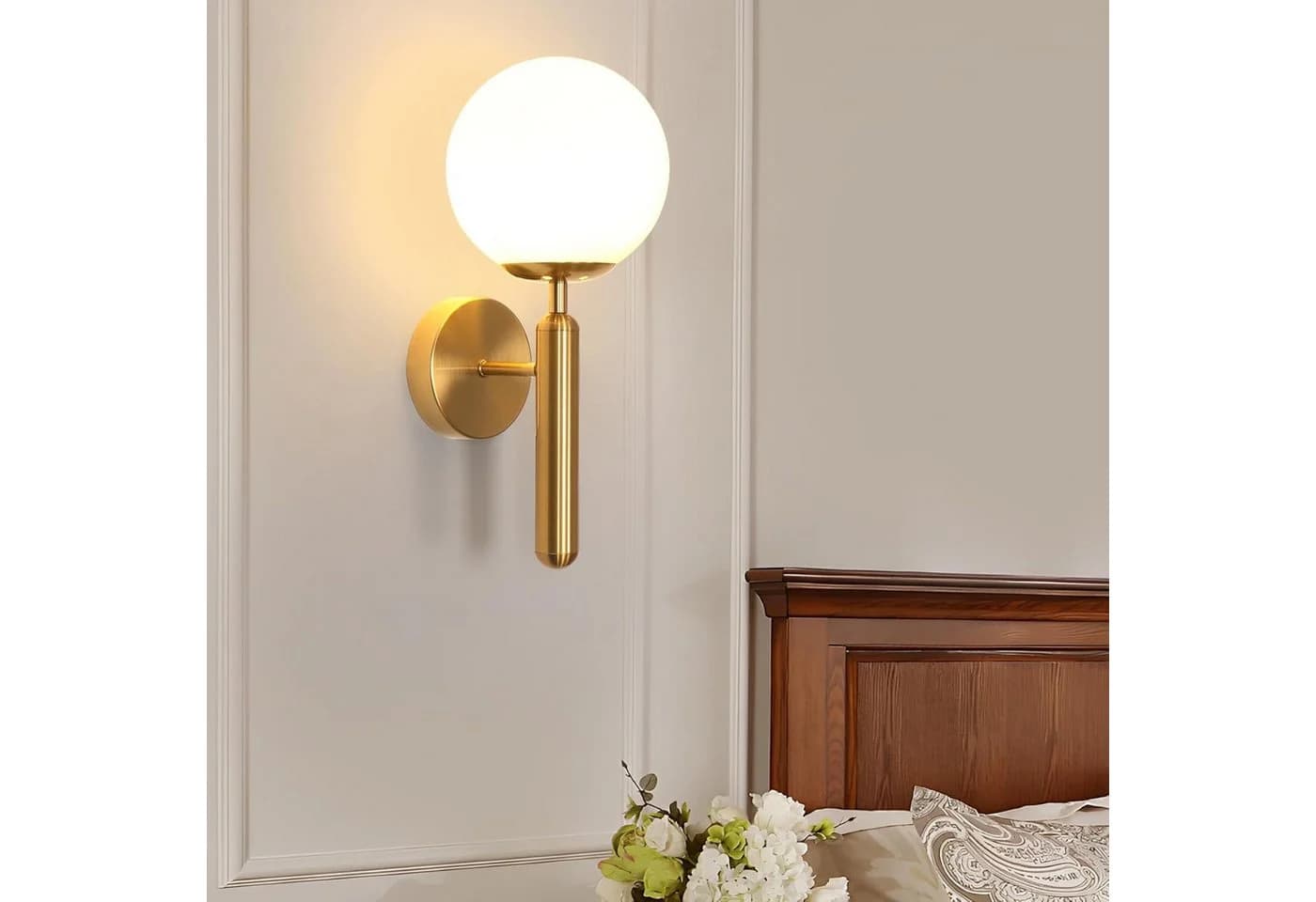Riserva Wandleuchte Gold Milchglas-Kugel 15cm E27 Flur