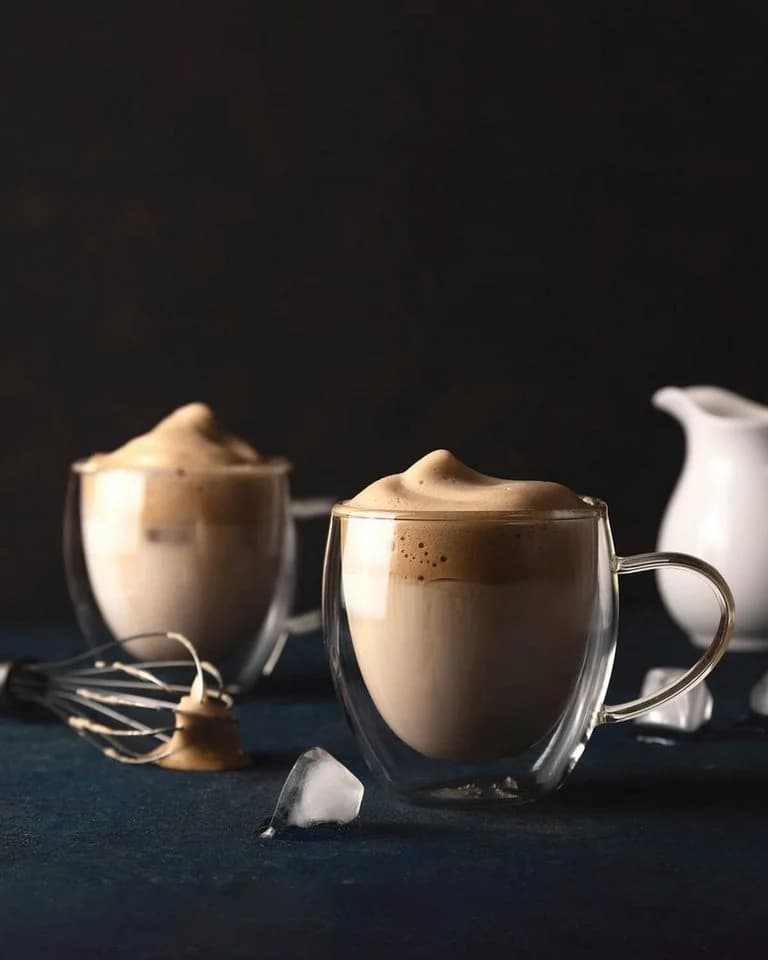 LIBWYS Doppelwandige Kaffeetassen aus Glas 4x250 ml mit Griff und Löffel - Bild 5