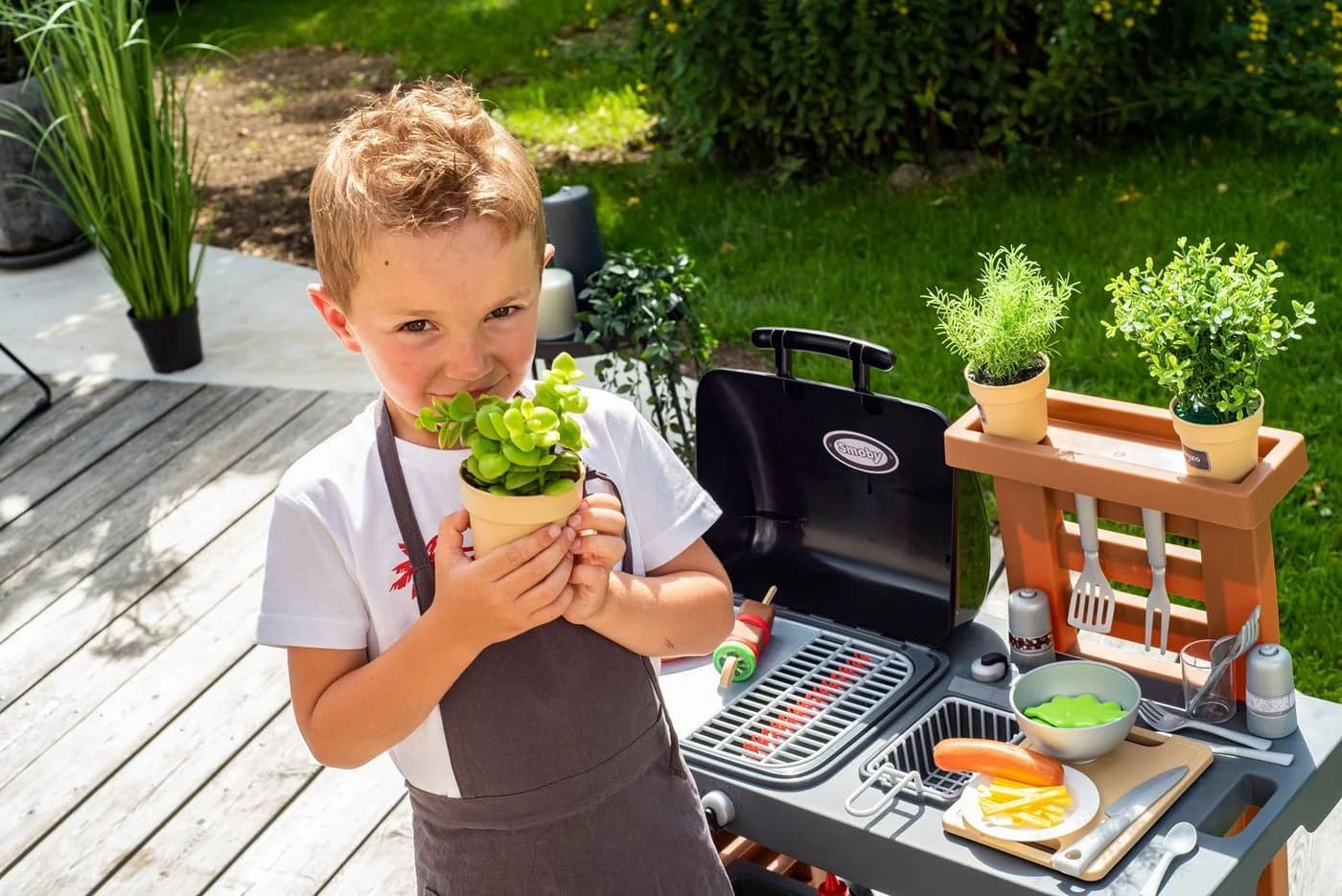 Smoby Outdoor Gartenküche Bunt mit Grill und Wasserpumpfunktion - Bild 5