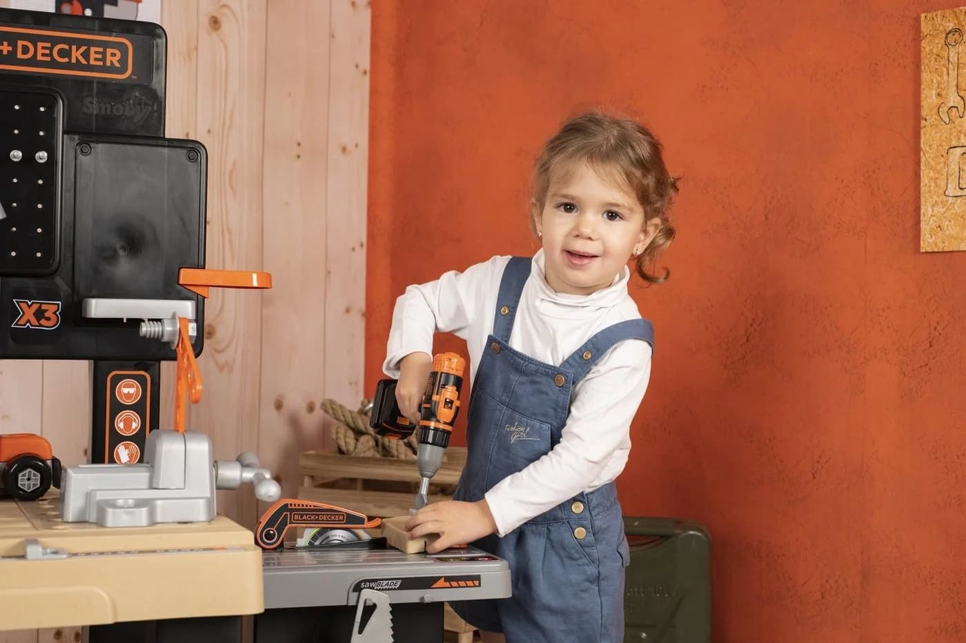 Smoby Black+Decker Mega Werkbank Center Schwarz/Orange Spielzeug - Bild 4