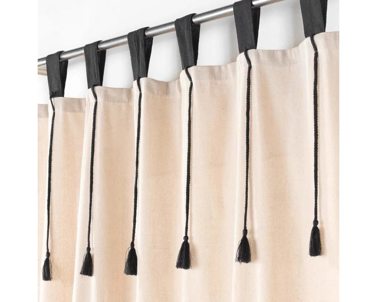 Douceur d'intérieur Vorhang mit Hosenträgern und Quasten Beige/Schwarz - Bild 3