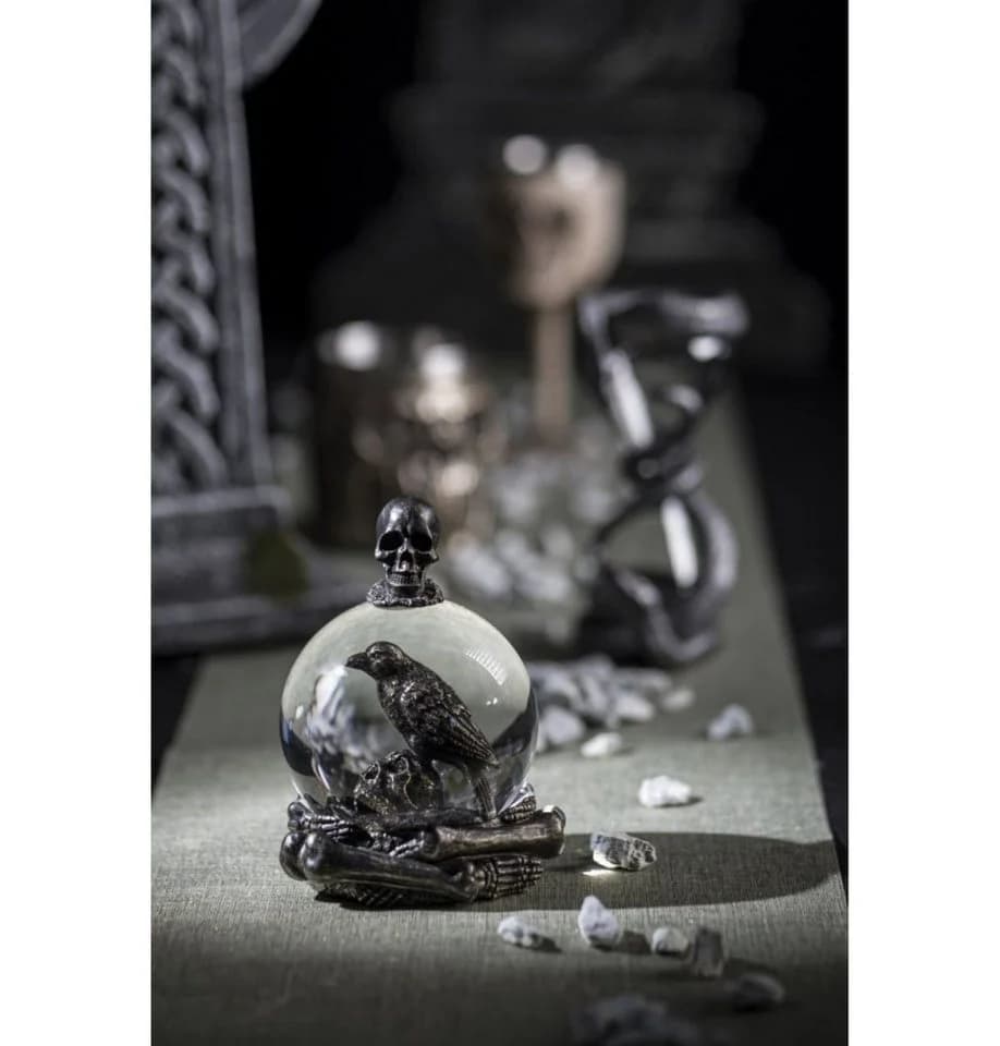 CHAKS Dekoobjekt Schneekugel 'Schwarzer Rabe' Halloween Glas