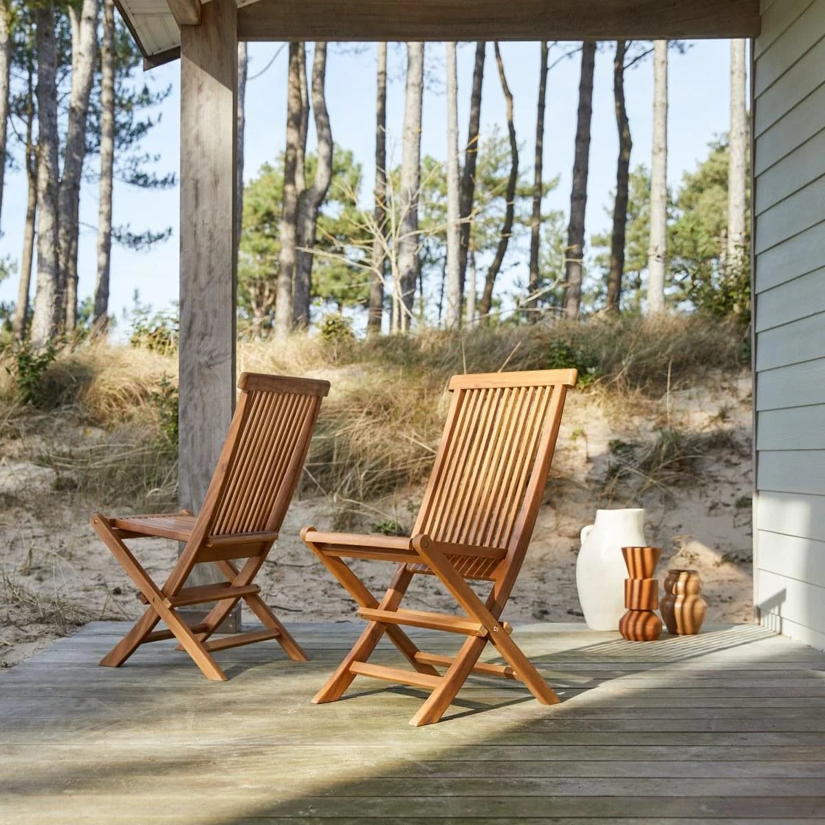 Tikamoon 2er-Set Gartenstühle Capri Massivholz Braun