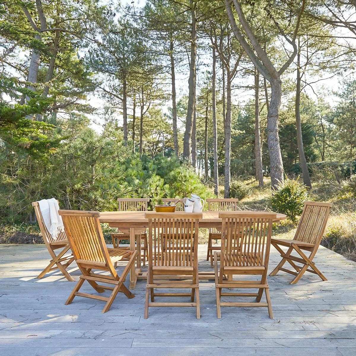 Tikamoon Ovale Outdoor Sitzgruppe Capri 8 aus Akazienholz
