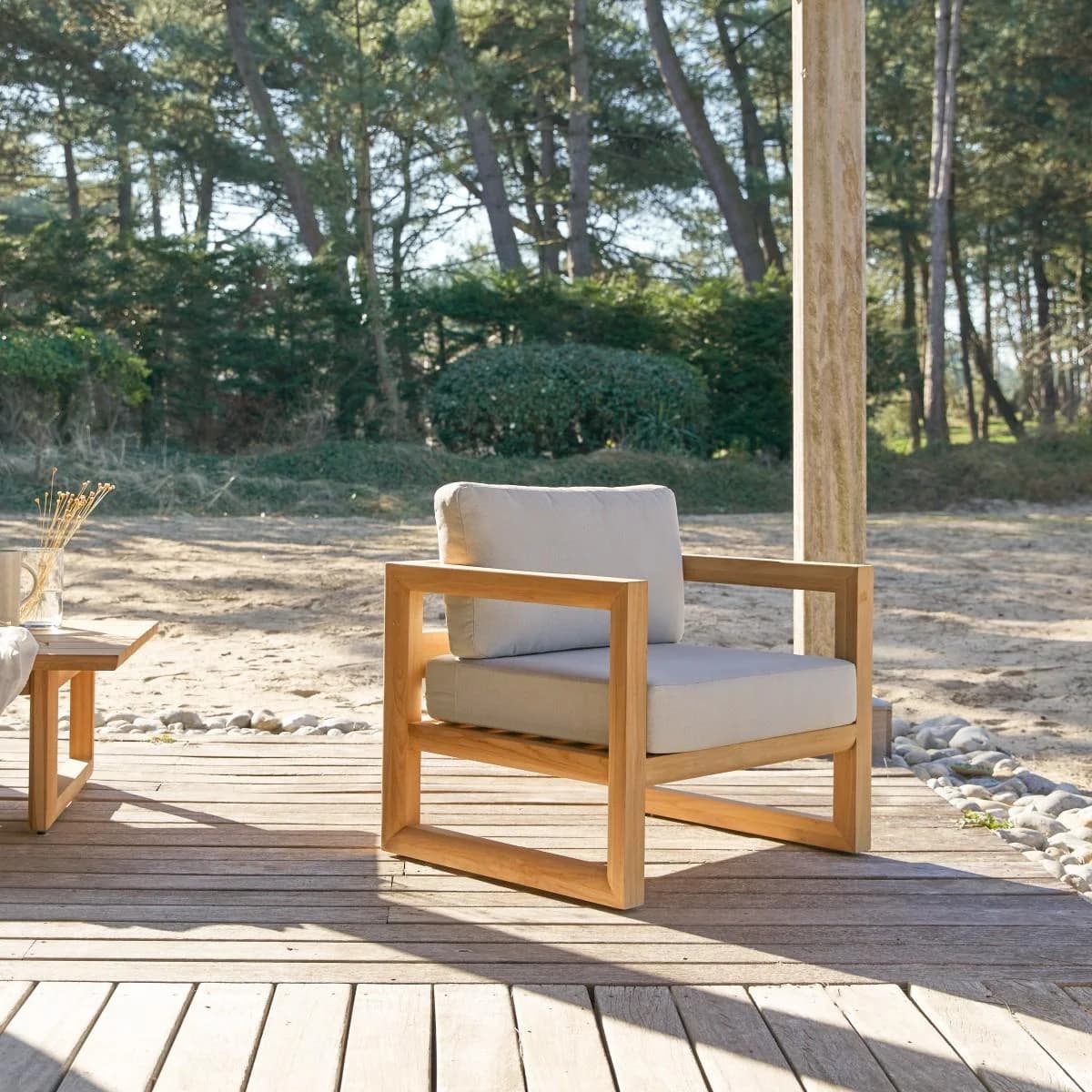 Tikamoon Gartensessel Noah aus massivem Teakholz Weiss