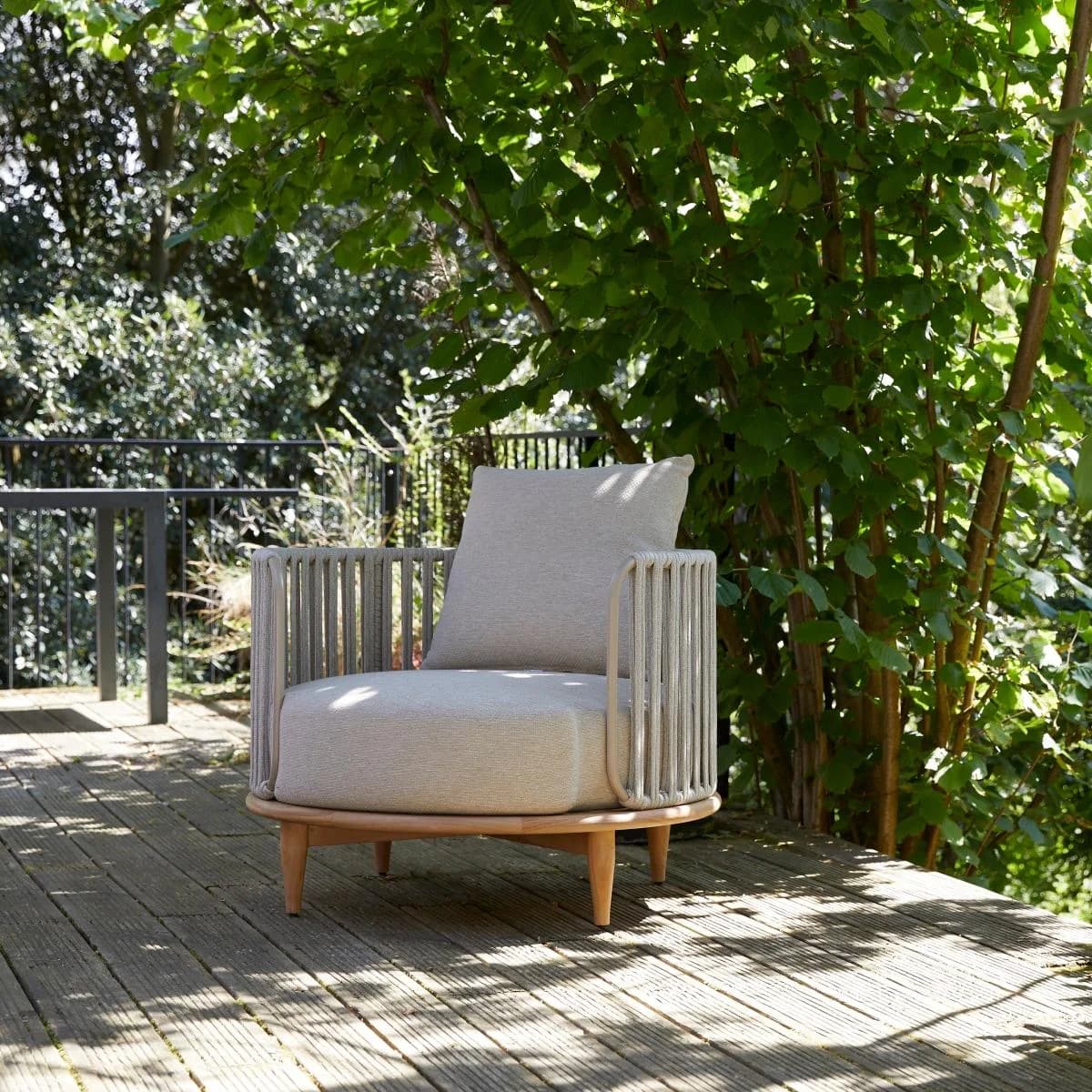 Tikamoon Outdoor-Sessel Ezra Massivholz Teak Beige