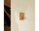 Tikamoon Handtuchhalter Eda aus massivem Eichenholz beige Bild 4