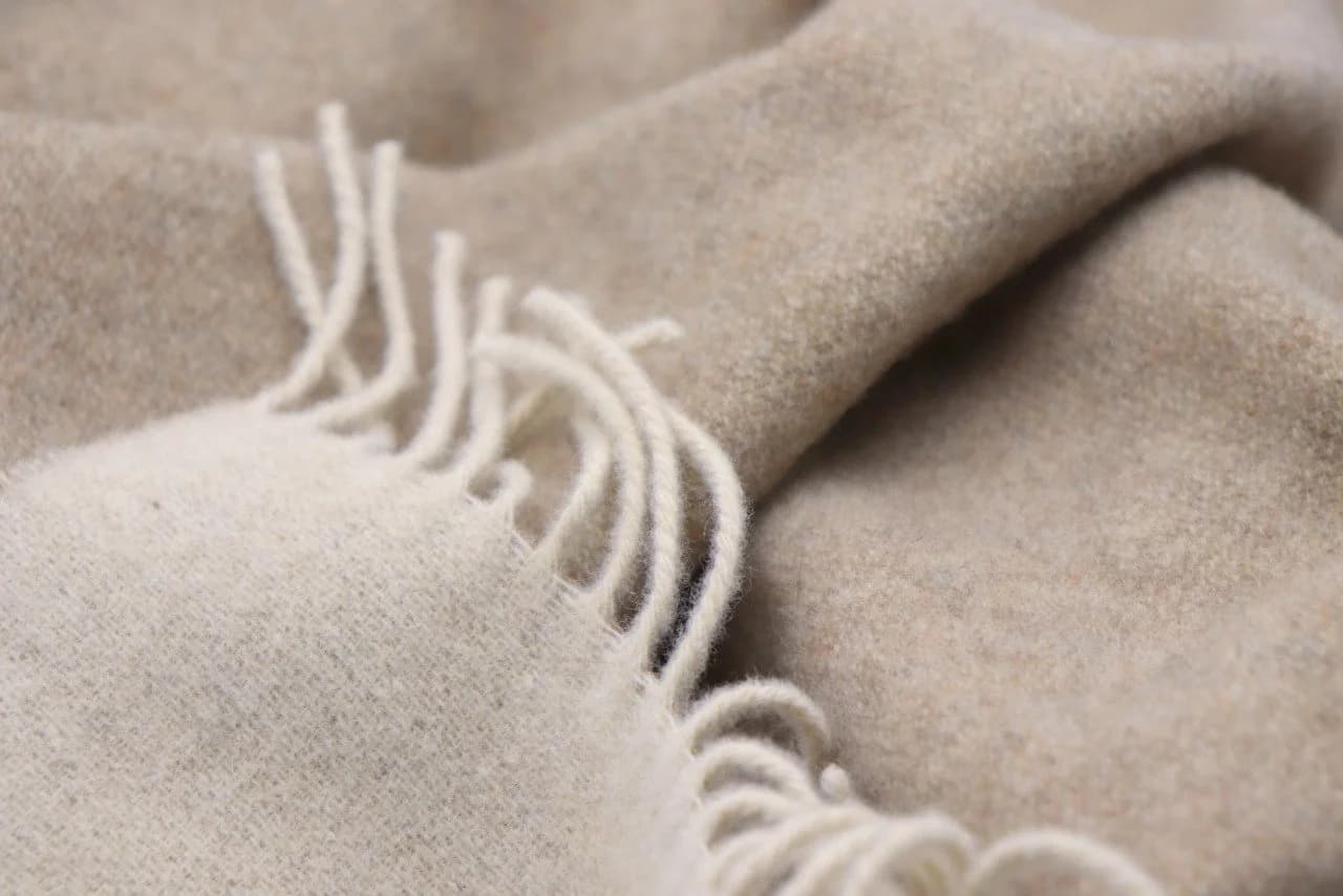biederlack Kaschmirplaid 80% Wolle 20% Kaschmir Beige - Bild 3