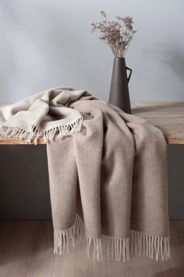 Traumschloss Wohndecke Naturale Beige 80% Wolle 20% Kaschmir