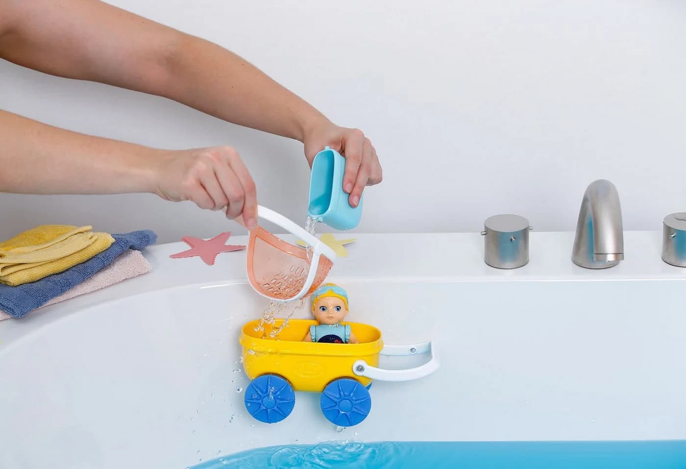 BABY BORN Splish Splash Kinderwagen mit Emma Bunt Badespielzeug - Bild 5