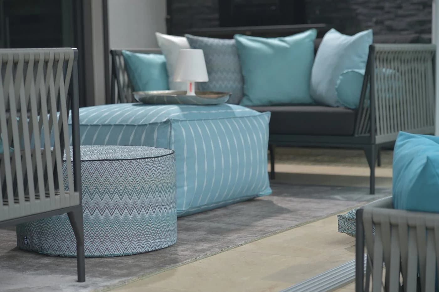 H.O.C.K. Pablo Outdoor Hocker Pouf Rund Mit Keder Ø60x40cm Blau - Bild 4