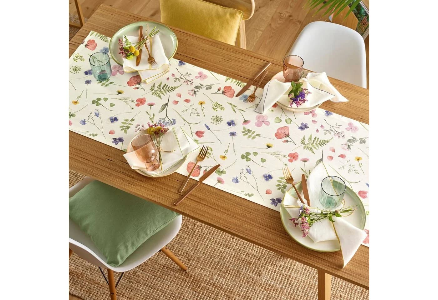 Bunter Tischläufer aus Baumwolle und Canvas mit Blumenmuster