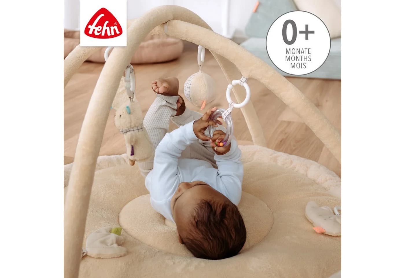 Fehn Spielbogen Capybara Clara Activity-Decke Beige/Braun - Bild 3