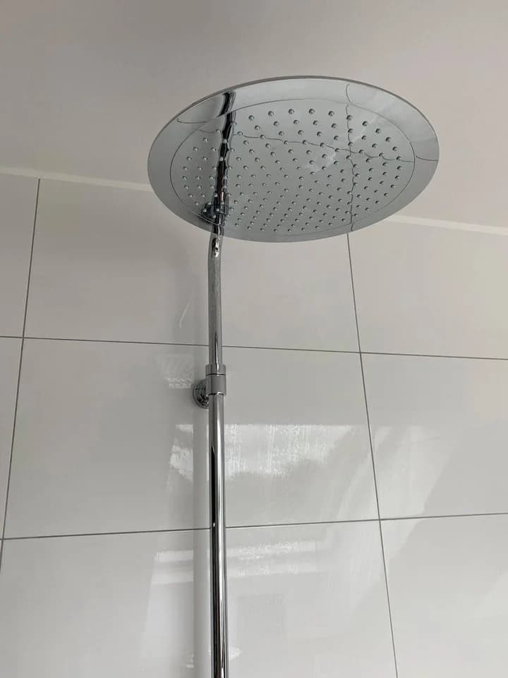 ADOB Kopfbrause Amsterdam Grau Chromfarben Regendusche