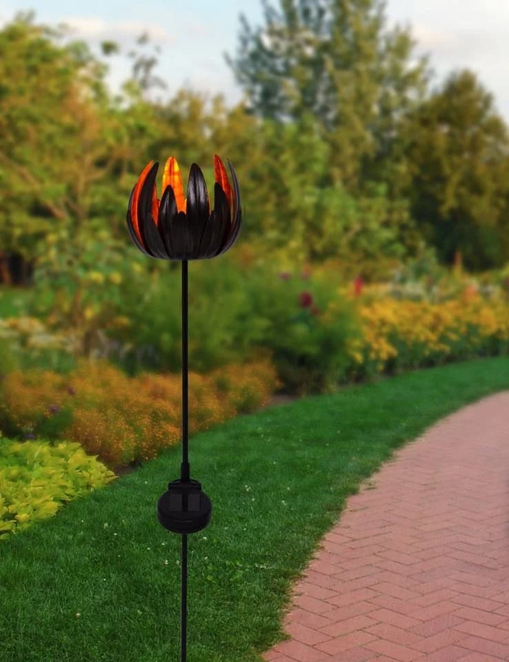NÄVE LED Gartenleuchte Blumenform Kupferfarben Solar