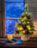 NÄVE LED-Leuchtzweig Weihnachtsbaum mit Beeren und Zapfen Grün Bunt Bild 1