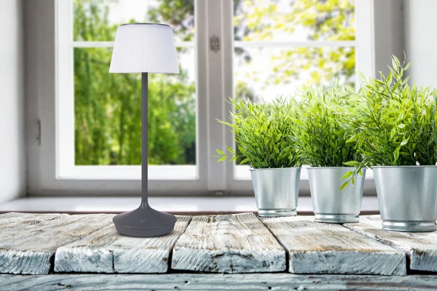 näve LED Tischleuchte EMMI Grau Solar/Akku Dimmbar CCT - Bild 4