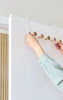 Zeller Present Türhänger mit 5 Haken Weiß Metall/Holz Bild 4