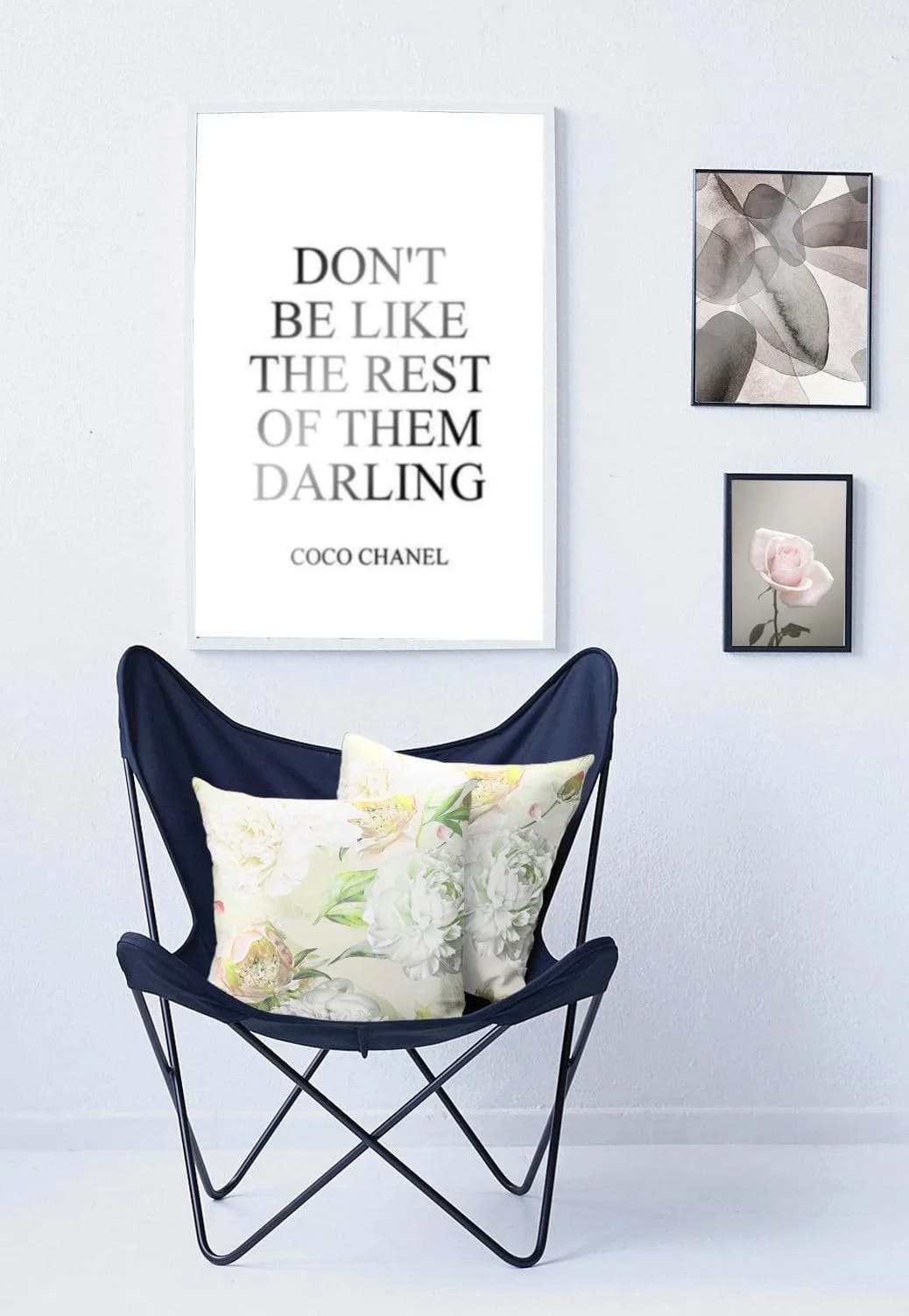 Elegantes Kissenhülle im Frühjahrsblüten-Design