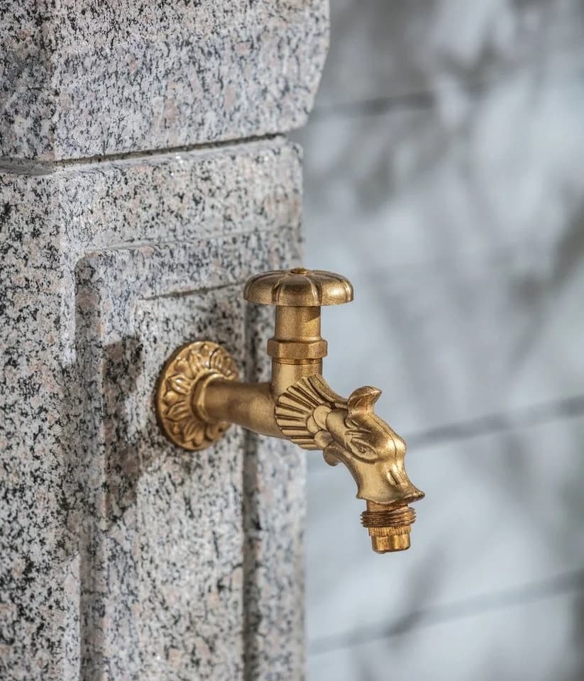 Dehner Gartenbrunnen Berlin Granit Grau mit Wasserhahn - Bild 4