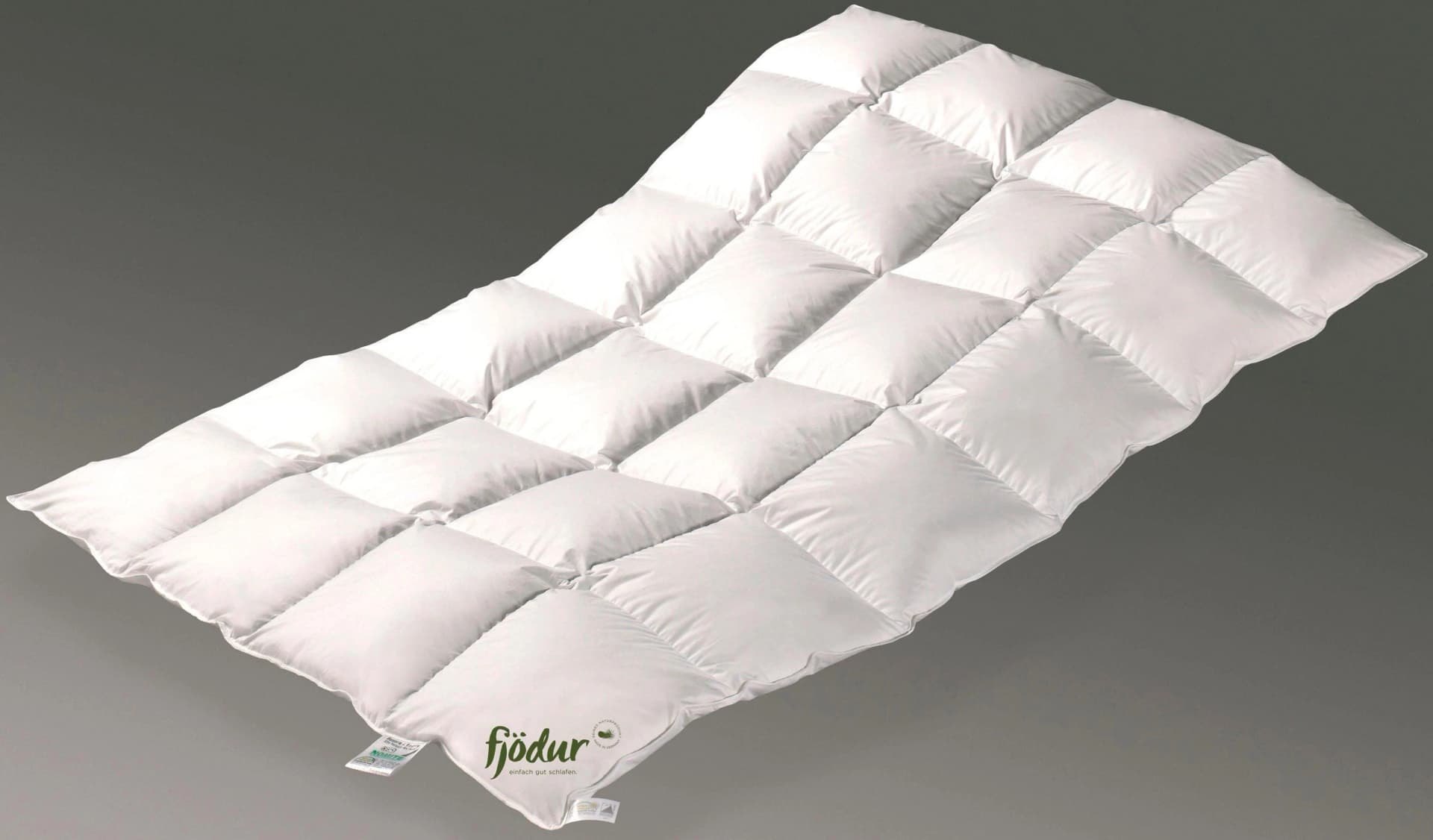 Daunenbettdecke FJÖDUR "Fabiennes Royal" 135x200cm Weiß 100% Baumwolle