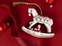 Villeroy & Boch Christmas Classics Ornament Schaukelpferd 2025 Bild 3