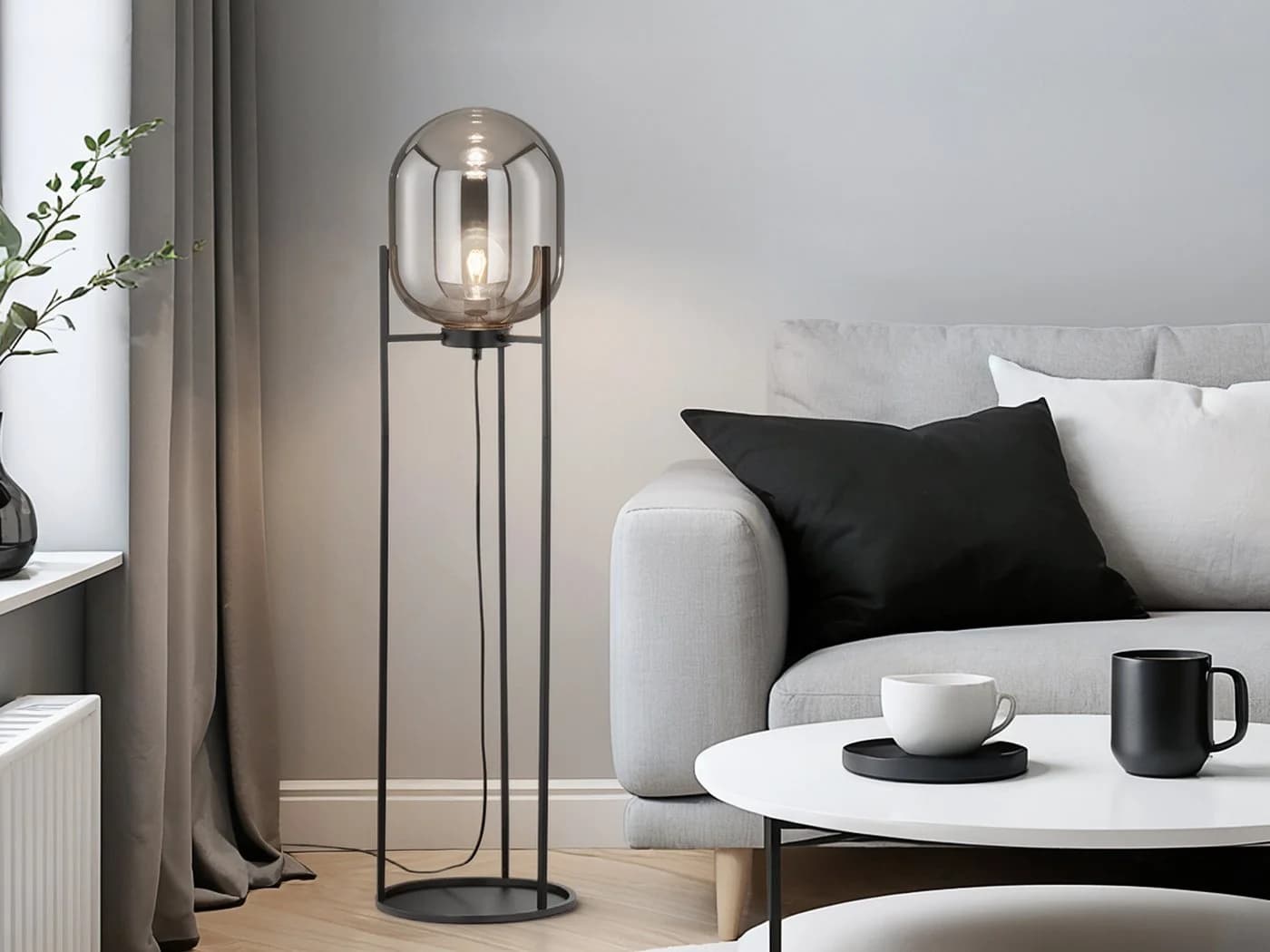 FISCHER & HONSEL Stehlampe Industrial Schwarz Rauchglas