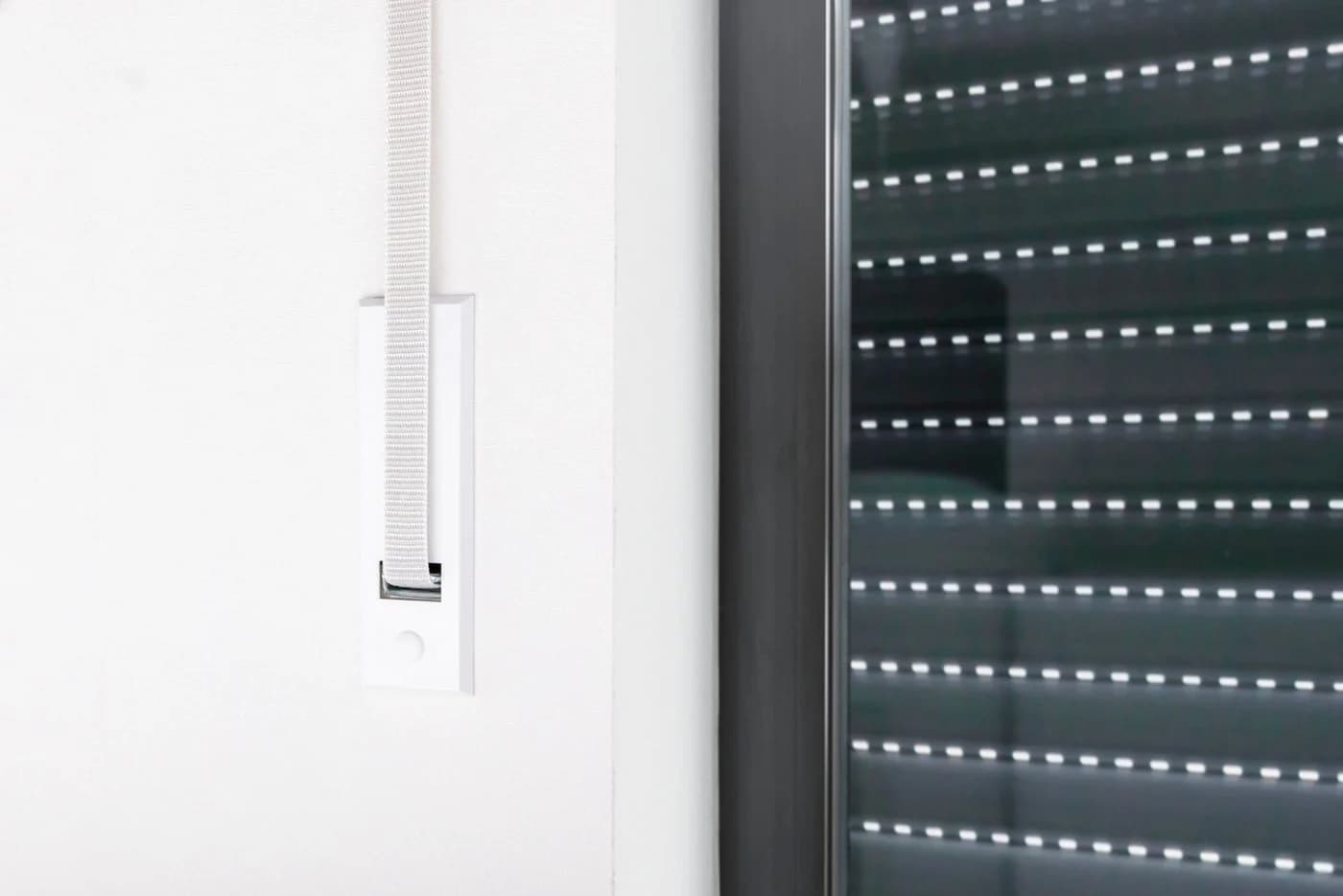 Schellenberg Einlass-Gurtwickler für Rollladensystem Maxi Silber - Bild 5