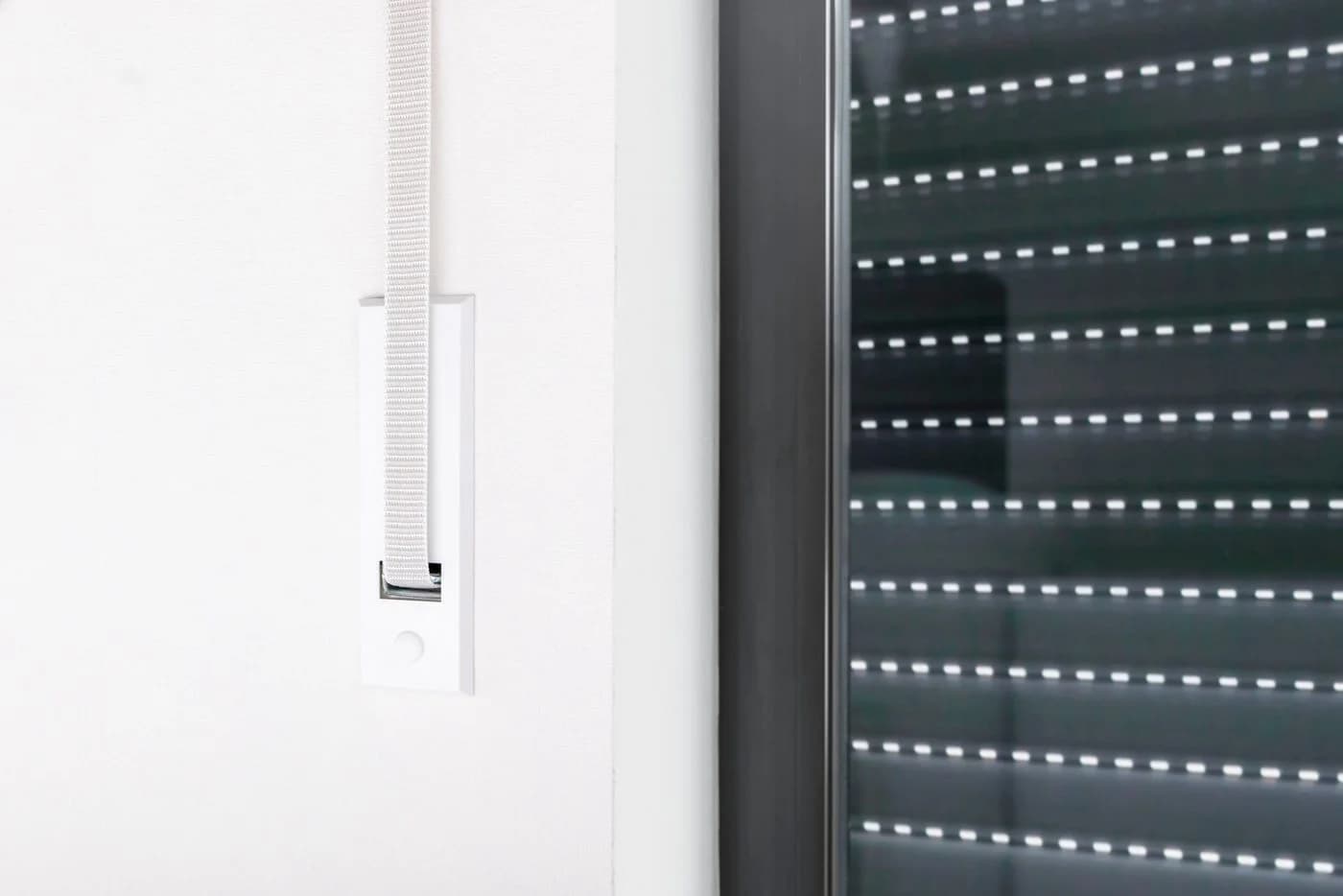 Schellenberg Einlass-Gurtwickler für Rollladensystem Maxi Silber - Bild 5