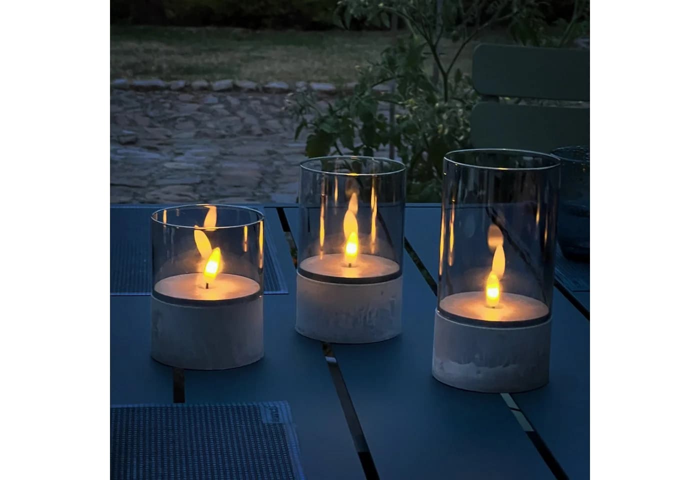 BRILLIANT Außen-Tischleuchte Bougie Grau Rauchglas 3er Set LED - Bild 3