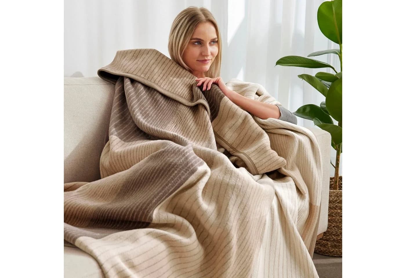 IBENA Wohndecke Sorrento Jacquard Beige Braun Jacquard Veloursband - Bild 4