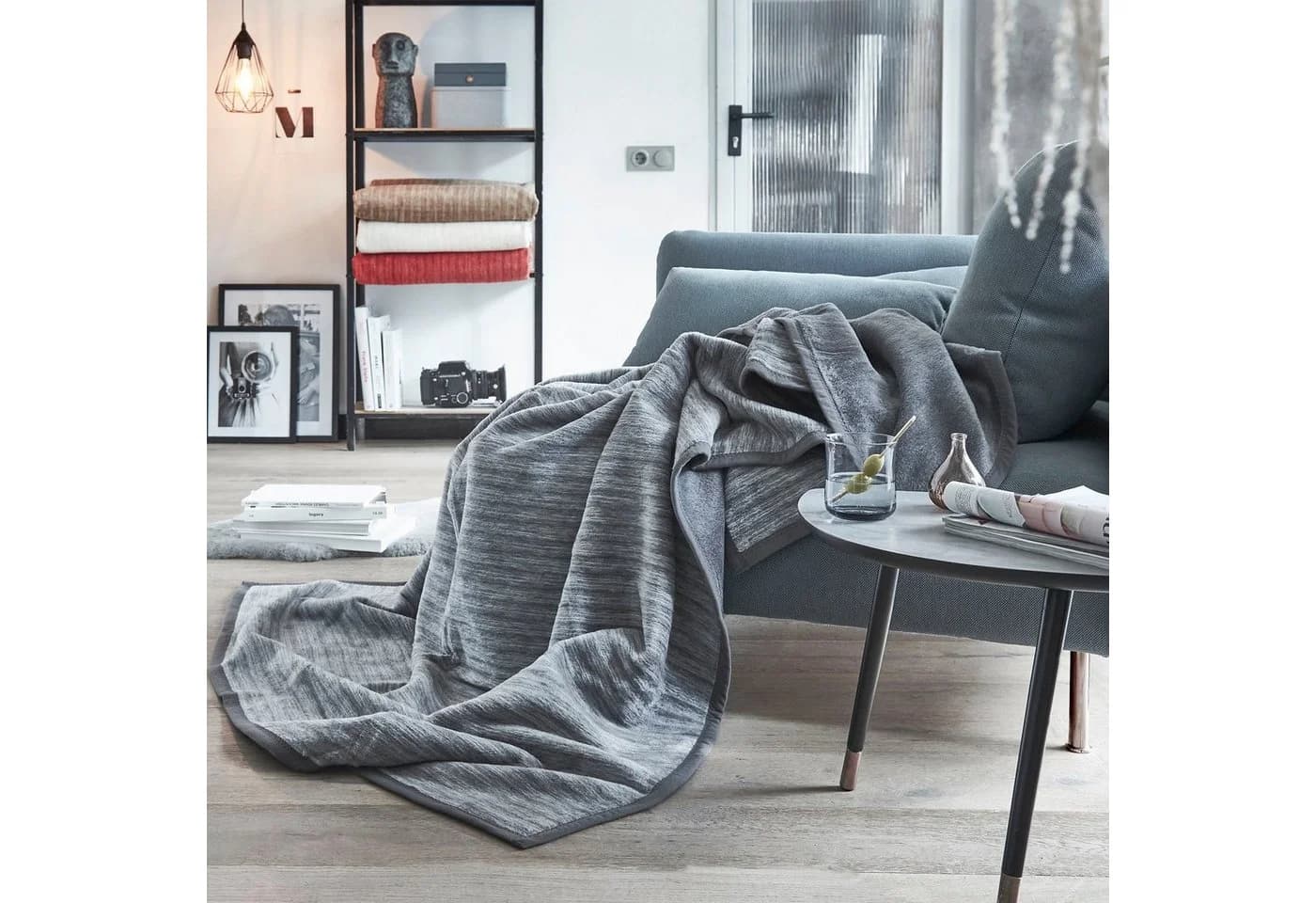 IBENA Jacquard Kniedecke Fano Anthrazit Streifen Design