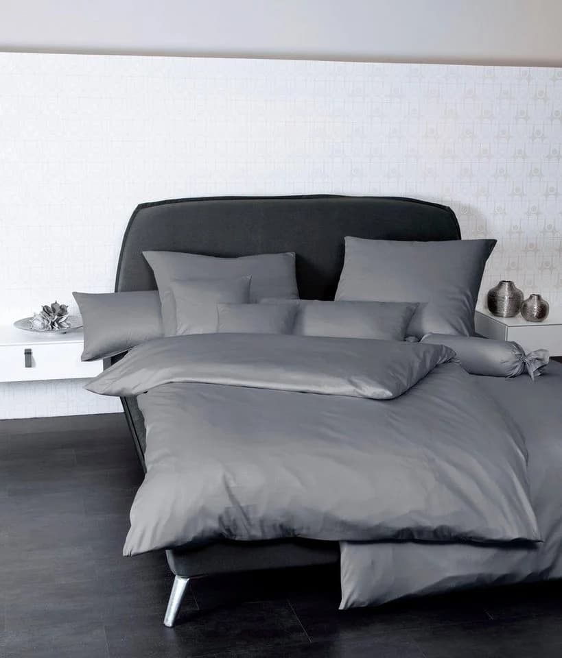 Janine Kissenbezug Mako Satin Graphit 80x80 cm