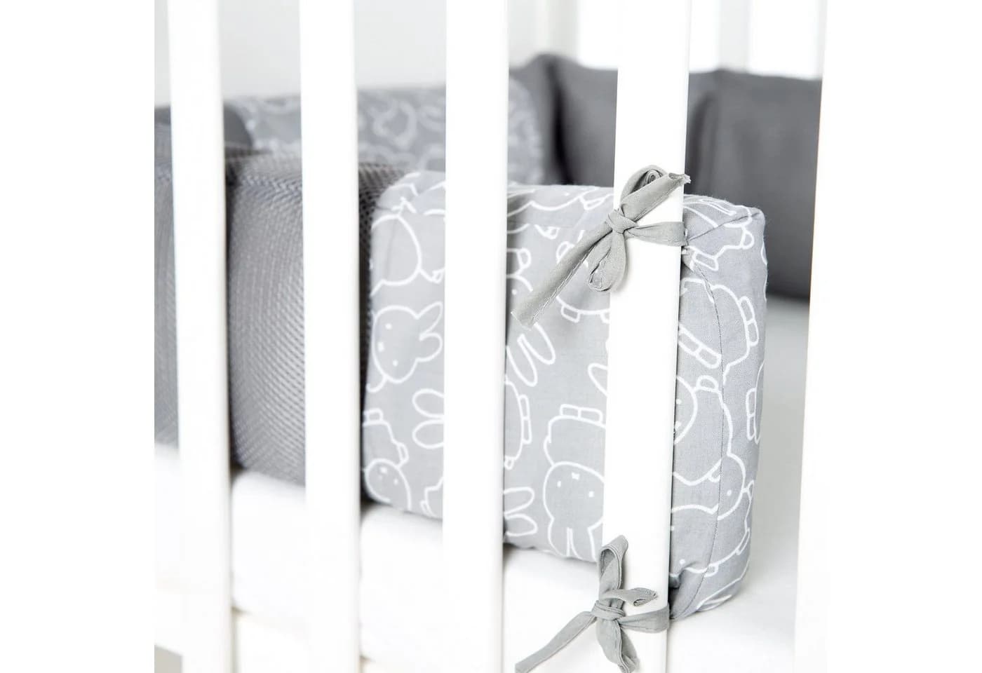 roba® Bettnestchen safe asleep® Easy Air Grau Mesh - Bild 4