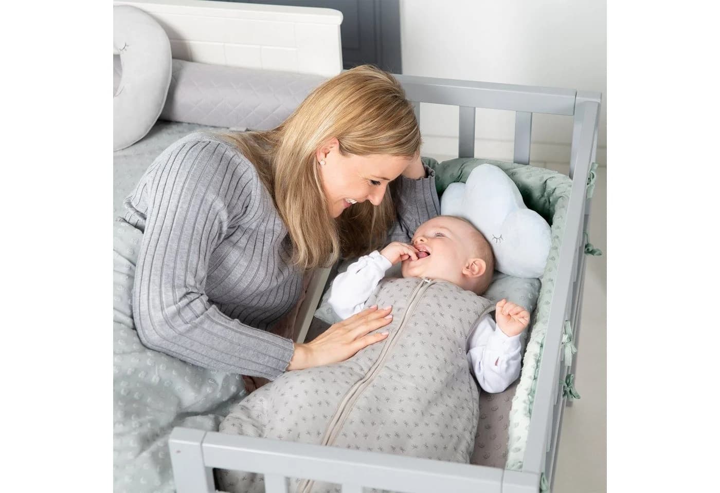 roba® Bettnestchen Lil Planet frosty green - GOTS zertifiziert