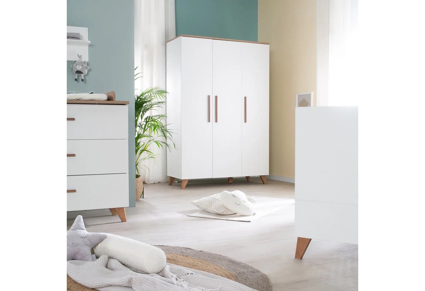 roba® Kinderkleiderschrank Ole 3-türig Holz weiß Wotan Eiche