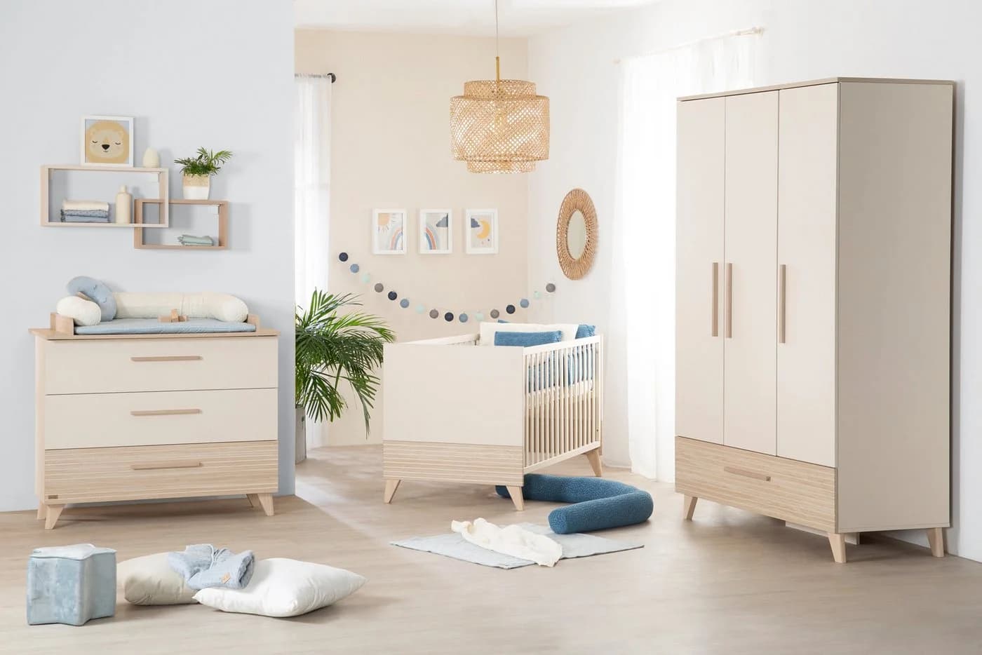 roba® Babyzimmer-Komplettset Sidney - Modernes Kinderzimmer Set in Beige - Bild 2