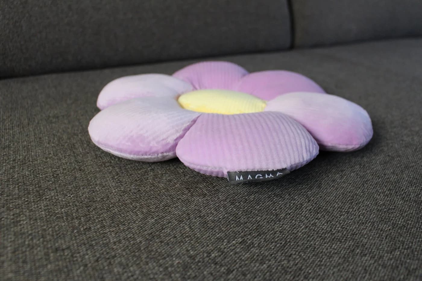 Magma Heimtex Dekokissen Blume Minnie Cordsamt - Bild 5