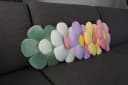 Magma Heimtex Blumen-Formkissen Minnie Cordsamt Bild 5