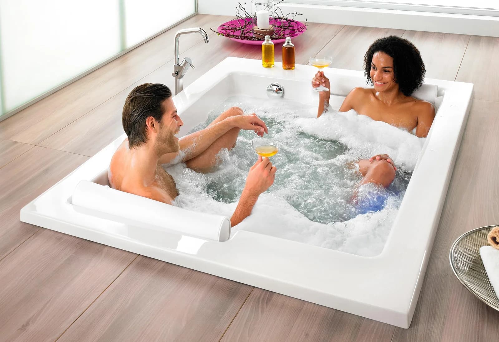 Whirlpool-Badewanne OTTOFOND Maharaja Weiß Sanitäracryl