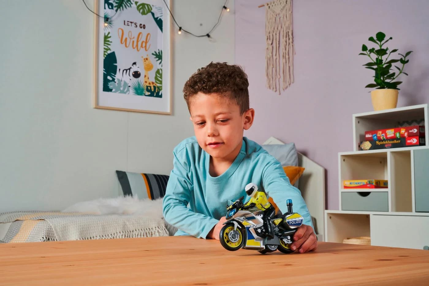 Dickie Toys Polizei-Motorrad mit Licht, Sound und abnehmbarer Figur