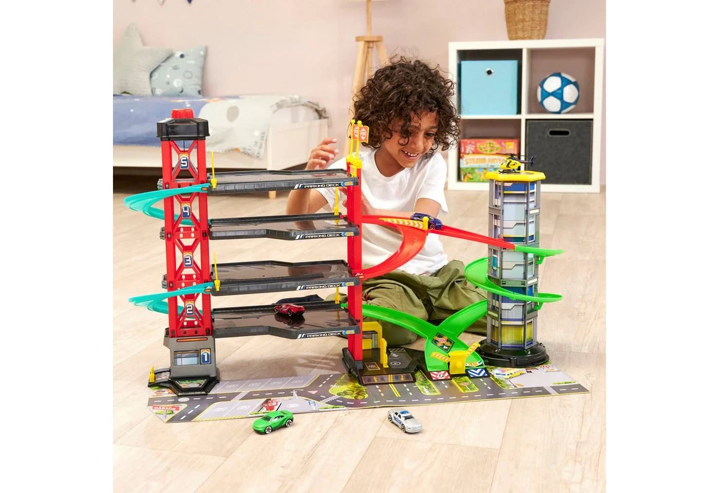 Dickie Toys Spiel-Parkgarage mit Licht und Sound inklusive 5 Fahrzeuge - Bild 5