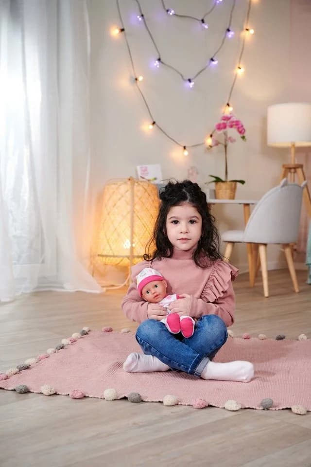 SIMBA Babypuppe Laura Cutie mit Soundeffekten Bunt - Bild 4
