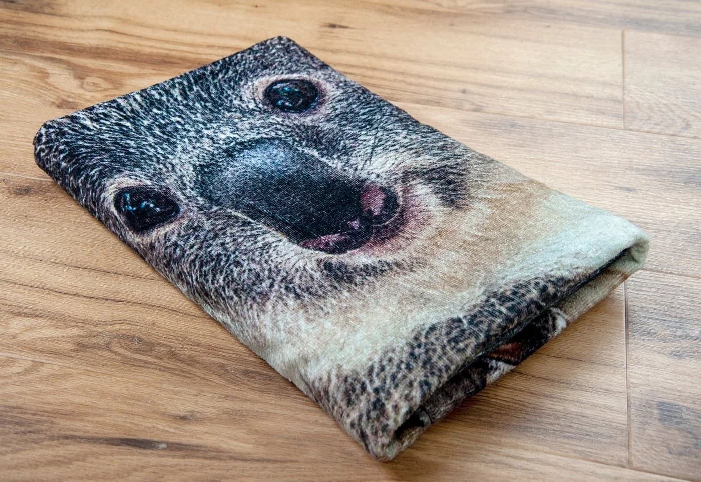 Flauschiges Handtuch mit Koala-Print - Bild 3