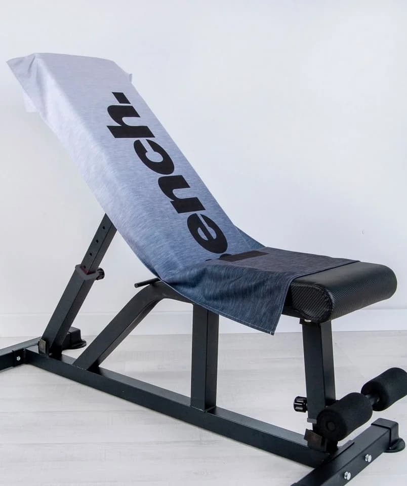 Bench Sporthandtuch Schwarz Microfaser mit Tasche - Bild 4